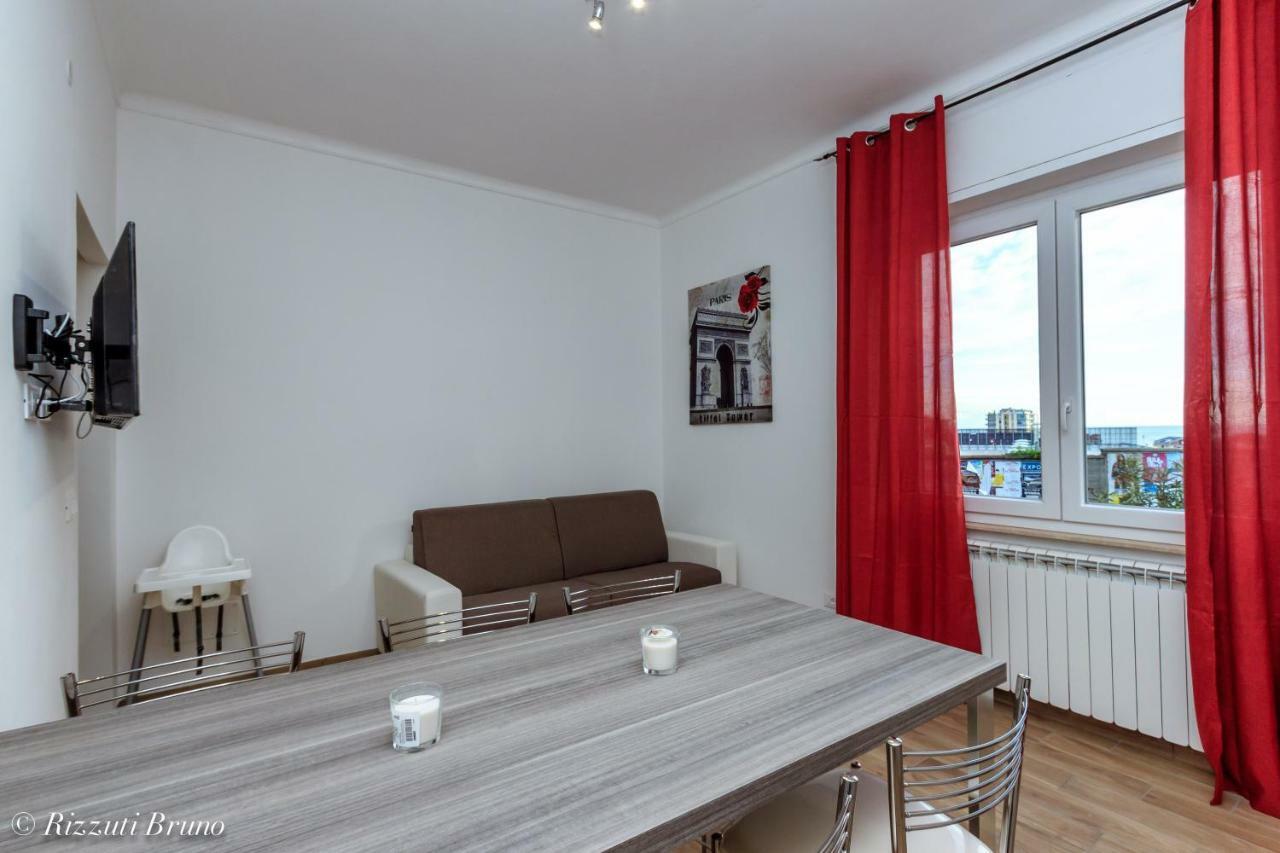 Happy House Apartment Савона Екстериор снимка